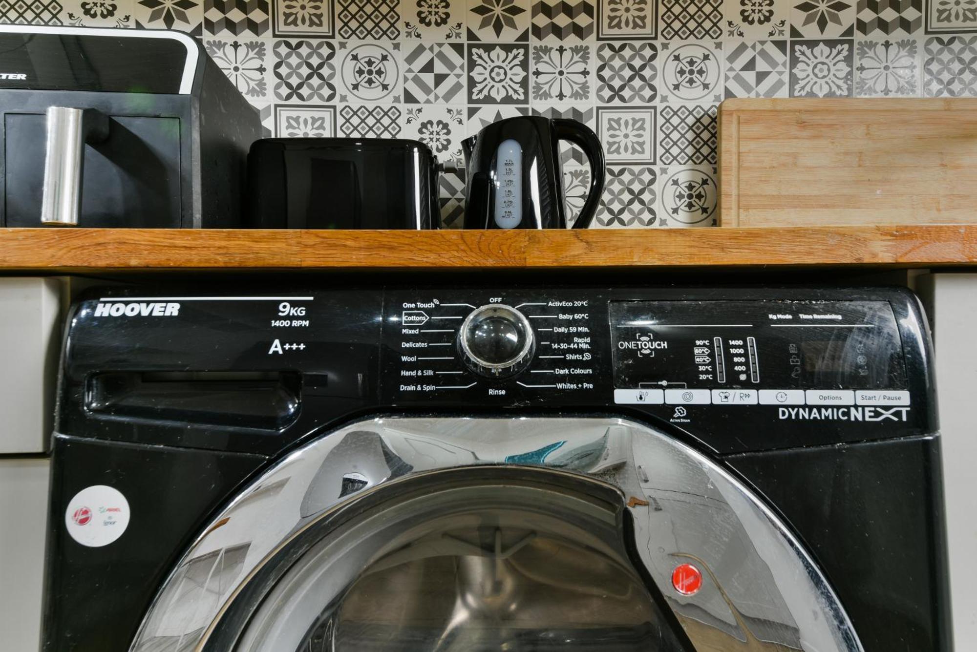 Bromley Serviced Apartments - Beckenham Place Park - London - 2 Bed House - Free Parking - 2 Beds 1 Sofabed エクステリア 写真