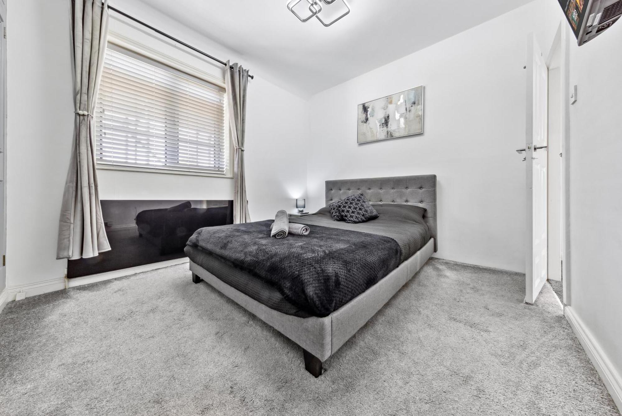 Bromley Serviced Apartments - Beckenham Place Park - London - 2 Bed House - Free Parking - 2 Beds 1 Sofabed エクステリア 写真